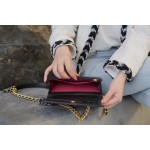CHANEL 19Bag 𝑾𝒐𝒄 22C black gold buckle
