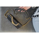 CHANEL 19Bag 𝑾𝒐𝒄 22C black gold buckle