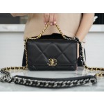 CHANEL 19Bag 𝑾𝒐𝒄 23p gold buckle black