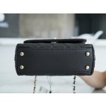 CHANEL 𝑪𝒐𝑪𝒐 𝒉𝒂𝒏𝒅𝒍 𝒆 New cowhide handle 𝗠𝗶𝗡𝗶 Black gold