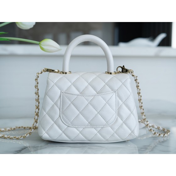 CHANEL 𝑪𝒐𝑪𝒐 𝒉𝒂𝒏𝒅𝒍𝒆 New Cowhide Handle 𝗠𝗶𝗡𝗶𝗡𝗶 Pearlescent White