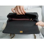 CHANEL 𝑪𝒐𝑪𝒐 𝒉𝒂𝒏𝒅𝒍𝒆 New Cowhide Handle Medium Black Gold