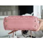CHANEL 𝑪𝒐𝑪𝒐 𝒉𝒂𝒏𝒅𝒍𝒆 New Cowhide Handle Small Pink
