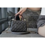 CHANEL 𝗖𝗼𝗖𝗼 𝗛𝗮𝗻𝗱𝗹 𝗲 Lizard skin handle 𝗠𝗶𝗡𝗶 Black gold