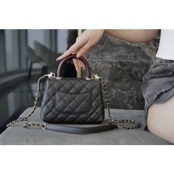 CHANEL 𝗖𝗼𝗖𝗼 𝗛𝗮𝗻𝗱𝗹 𝗲 Lizard skin handle 𝗠𝗶𝗡𝗶 Black gold