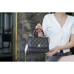CHANEL 𝗖𝗼𝗖𝗼 𝗛𝗮𝗻𝗱𝗹 𝗲 Lizard skin handle 𝗠𝗶𝗡𝗶 Black gold