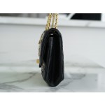 𝗖𝗵𝗮𝗻𝗲𝗹 Replica ❷. ❺❺ Limited edition badge model