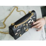 𝗖𝗵𝗮𝗻𝗲𝗹 Replica ❷. ❺❺ Limited edition badge model