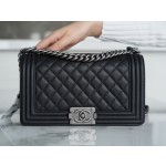 𝗖𝗵𝗮𝗻𝗲𝗹 𝗟𝗲𝗯𝗼𝘆 Imported custom caviar calfskin:Large ball pattern Medium Black Silver