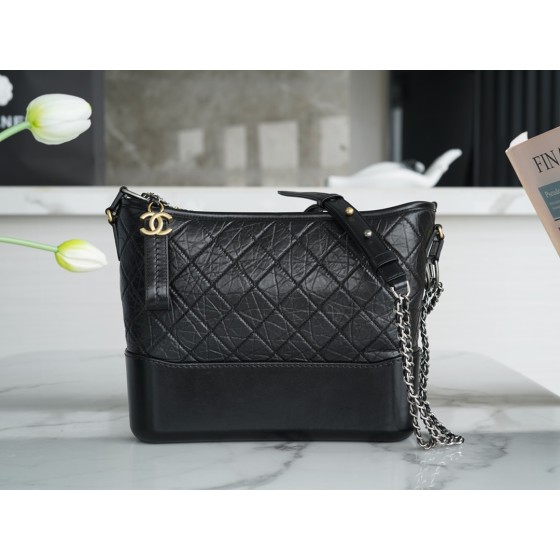 𝗖𝗵𝗮𝗻𝗲𝗹 𝗚𝗮𝗯𝗿𝗶𝗲𝗹𝗲❥ classic stray bag Italy 🇮🇹 "Montebello" original cowhide：Medium Black