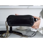 𝗖𝗵𝗮𝗻𝗲𝗹 𝗚𝗮𝗯𝗿𝗶𝗲𝗹𝗲❥ classic stray bag Italy 🇮🇹 "Montebello" original cowhide：Small  Black