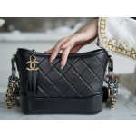 𝗖𝗵𝗮𝗻𝗲𝗹𝗚𝗮𝗯𝗿𝗶𝗲𝗹𝗲❥⼵ New style stray bag Italy 🇮🇹 Montebello original cowhide: small black