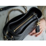 𝗖𝗵𝗮𝗻𝗲𝗹𝗚𝗮𝗯𝗿𝗶𝗲𝗹𝗲❥⼵ New style stray bag Italy 🇮🇹 Montebello original cowhide: small black