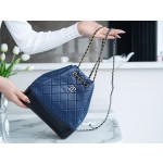 𝗖𝗵𝗮𝗻𝗲𝗹𝗚𝗮𝗯𝗿𝗶𝗲𝗹𝗲❥vagrancyBackpack Italy 🇮🇹 "Montebello" original tire cowhide：Small💙🖤Blue and Black