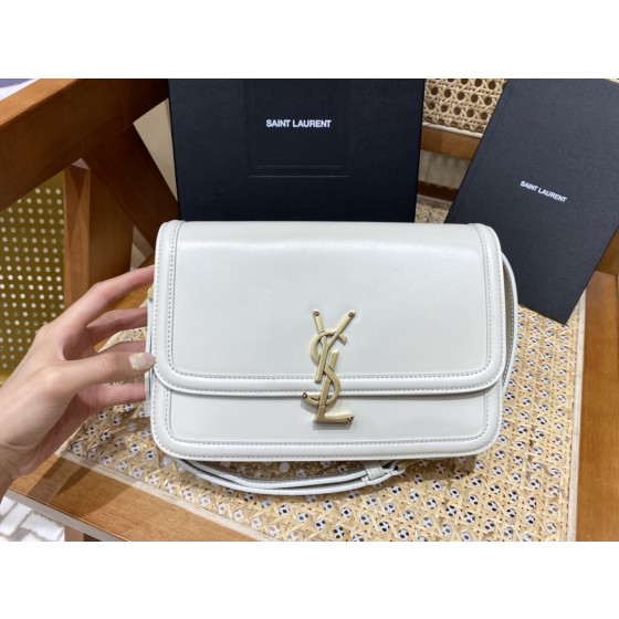 SAINT LAURENT 𝑺𝑶𝑳𝑭𝑬𝑹𝑰𝑵𝑶 𝑩𝑶𝑿 🎐.「Vintage White」#634305