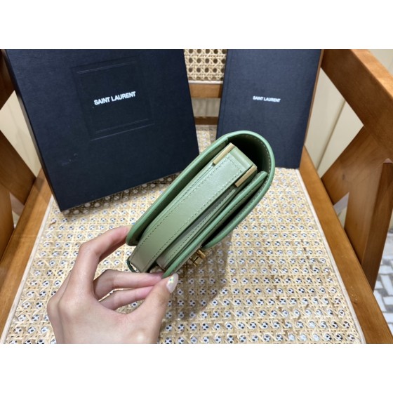 SAINT LAURENT 𝑺𝑶𝑳𝑭𝑬𝑹𝑰𝑵𝑶 𝑩𝑶𝑿 🎐.「avocado green」#：634306