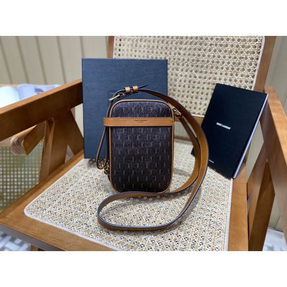 SAINT LAURENT ▪️𝗟𝗘 𝗠𝗢𝗡𝗢𝗚𝗥𝗔𝗠𝗠𝗘▪️685534original leather