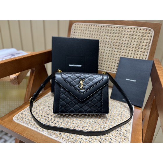 SAINT LAURENT 𝐆𝐚𝐛𝐲 𝐦𝐢𝐧𝐢 #685574.JD