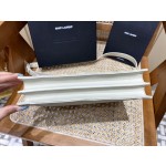 SAINT LAURENT【𝗚𝗔𝗕𝗬】  #668863