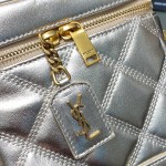 AINT LAURENT 80’s 𝙑𝙖𝙣𝙞𝙩𝙮 #649779.JD