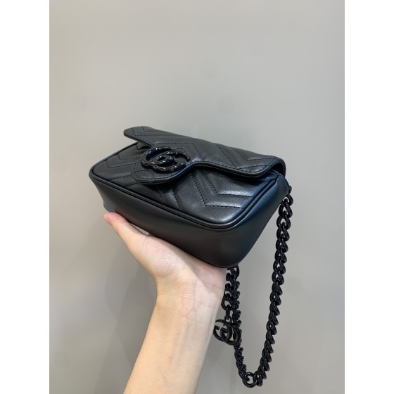 GUCCI 𝙈𝙖𝙧𝙢𝙤𝙣𝙩  #699757