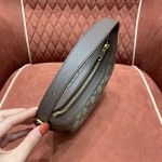 GUCCI 𝙊𝙥𝙝𝙞𝙙𝙞𝙖 crescent underarm bag #658551