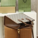 GUCCI  𝙏𝙤𝙩𝙚  #659983#
