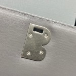 BALENCIAGA 𝘀𝗺𝗮𝗹𝗹 𝗯𝗮𝗴 Plain grey silver buckle