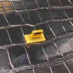 BALENCIAGA 𝘀𝗺𝗮𝗹𝗹 𝗯𝗮𝗴 𝗯𝗮𝗴 Black gold buckle with crocodile pattern