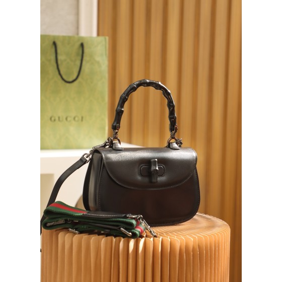 GUCCI full leather retro bamboo series #675797
