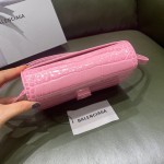 BALENCIAGA 𝘀𝗺𝗮𝗹𝗹 𝗯𝗮𝗴 crocodile print white buckle