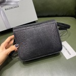 BALENCIAGA 𝘀𝗺𝗮𝗹𝗹 𝗯𝗮𝗴 crocodile print white buckle