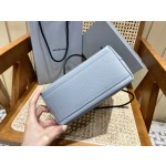 BALENCIAGA 𝗦𝗵𝗼𝗽𝗽𝗶𝗻𝗴 𝗯𝗮𝗴 Cowhide shopping paper bag