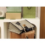 GUCCI 𝐏𝐚𝐝𝐥𝐨𝐜𝐤 series medium original leather #479197