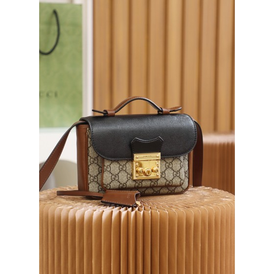 GUCCI 𝐩𝐚𝐝𝐥𝐨𝐜𝐤 small lock postman bag #658487