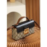 GUCCI 𝙥𝙖𝙙𝙡𝙤𝙘𝙠 series new member genuine leather #652683