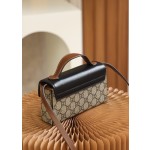 GUCCI 𝙥𝙖𝙙𝙡𝙤𝙘𝙠 series new member genuine leather #652683