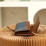 GUCCI 𝙅𝙖𝙘𝙠𝙞𝙚 𝟭𝟵𝟲𝟭 series original leather #652681# denim