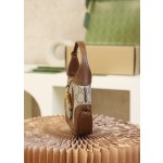 GUCCI 𝐉𝐚𝐜𝐤𝐢𝐞 𝟭𝟵𝟲𝟭 series #636706