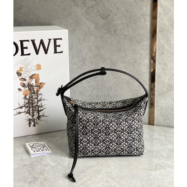 LOEWE cubi bento bag