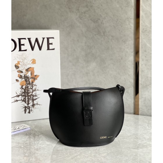 LOEWE   Moulded Bucket Bag
