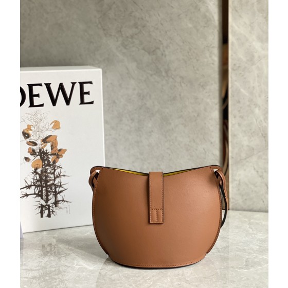 LOEWE   Moulded Bucket Bag