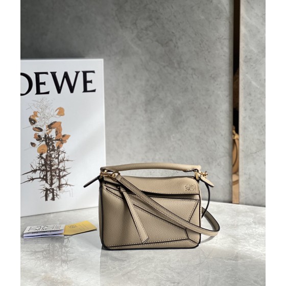 LOEWE  Nano puzzle