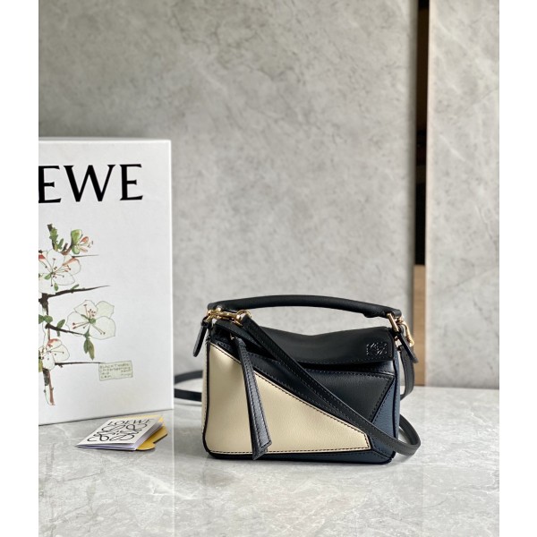 LOEWE super mini Puzzle bag