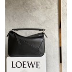 LOEWE    Puzzle bag