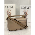 LOEWE    Puzzle bag