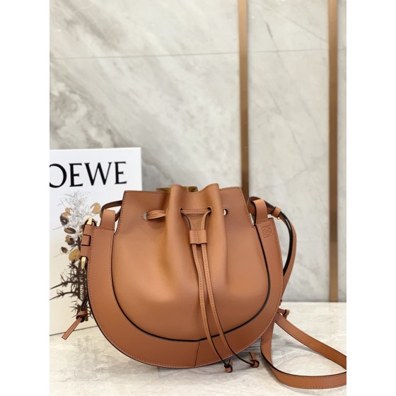 LOEWE Horseshoe flying saucer bag