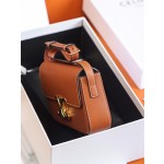 𝐂𝐞𝐥𝐢𝐧𝐞  𝐓𝐑𝐈𝐎𝐌𝐏𝐇𝐄 #194143