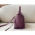 𝐂𝐞𝐥𝐢𝐧𝐞 BELT MICRO BAG in grained calfskin