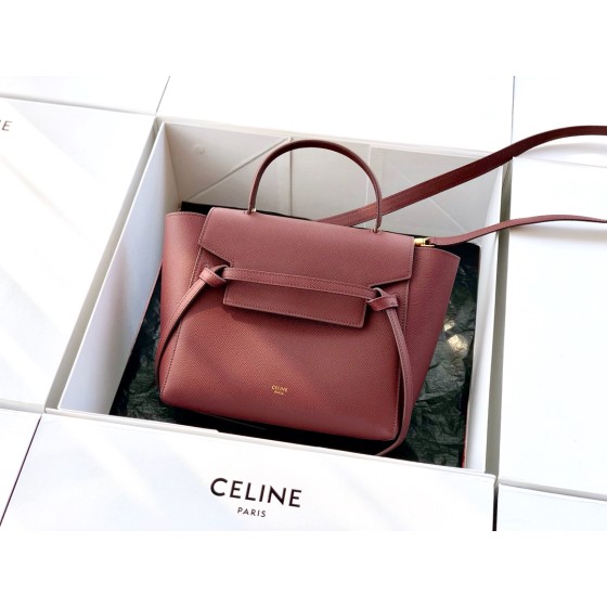 𝐂𝐞𝐥𝐢𝐧𝐞 BELT MICRO BAG in grained calfskin